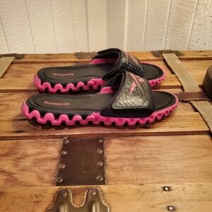 Reebok Zignano slip on velcro sandals womens size 8